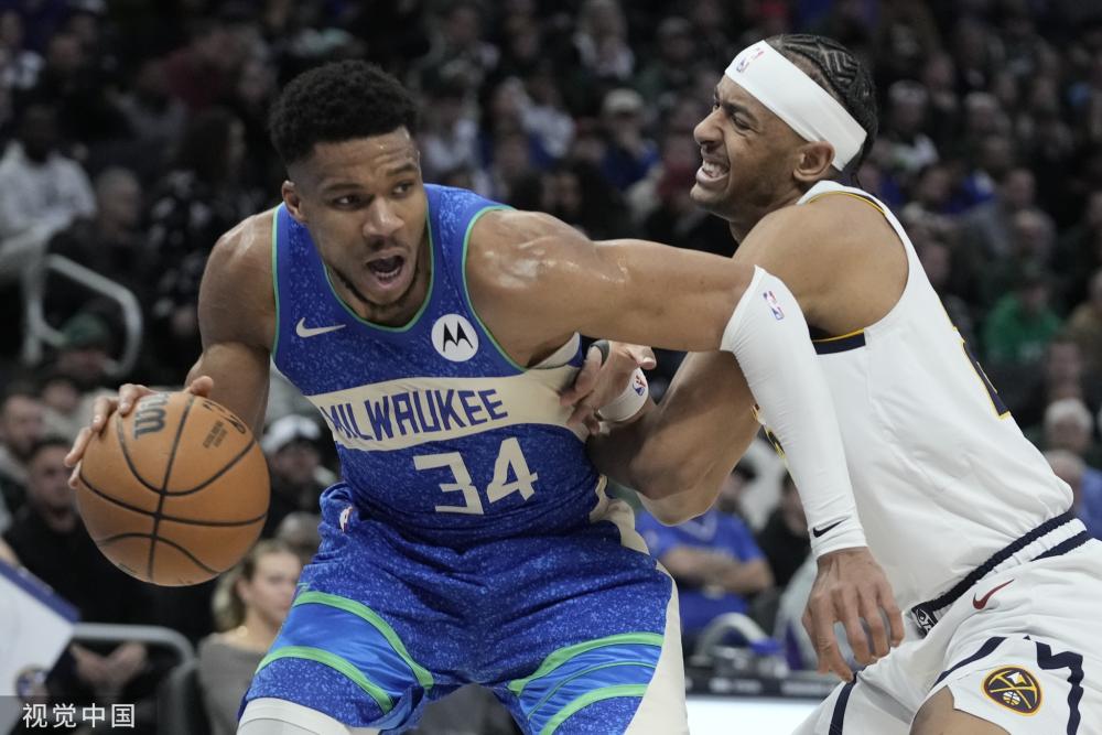 他同样扮演 他同样扮演