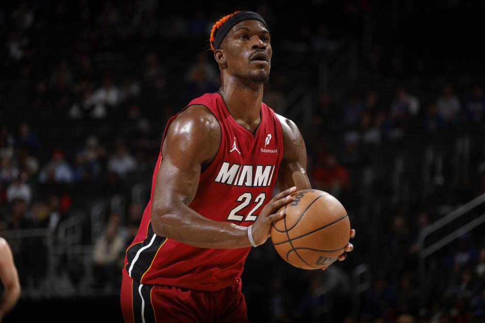 场外争论不 场外争论不