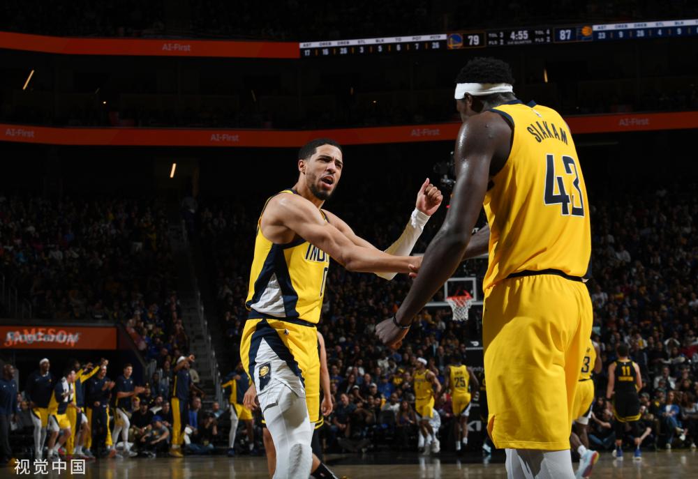 曾坦诚面对 曾坦诚面对