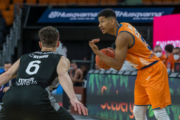 足球迷们总 足球迷们总